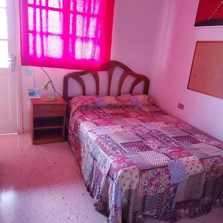 Privatunterkunft Comodas Con Bano Individual Santa Cruz de Tenerife