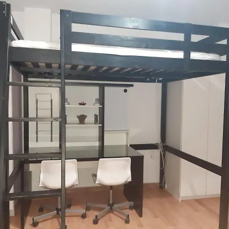 Privatunterkunft Comodas Con Bano Individual
